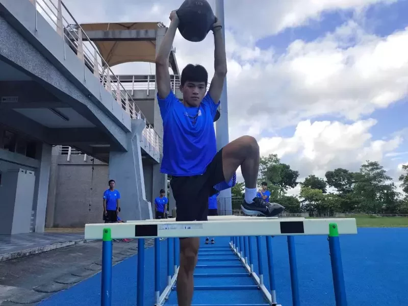 【人物】蘇進杰勤練習 全中運跨欄奪銅