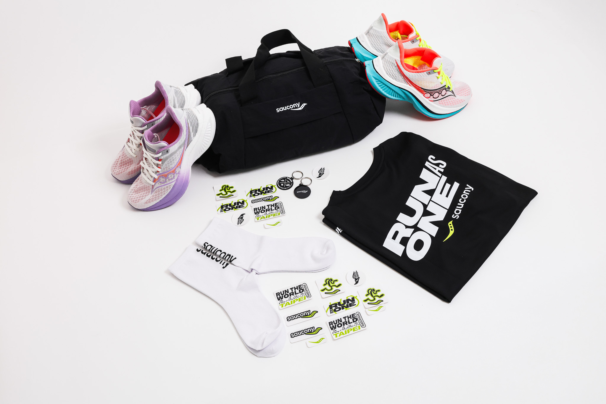 【品牌動態】SAUCONY 首間直營店落腳信義新天地 A11 即日起至7月底全館8折起滿額贈運動包
