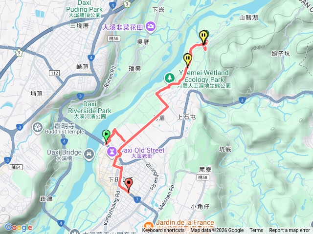 月眉山豬湖落雨松