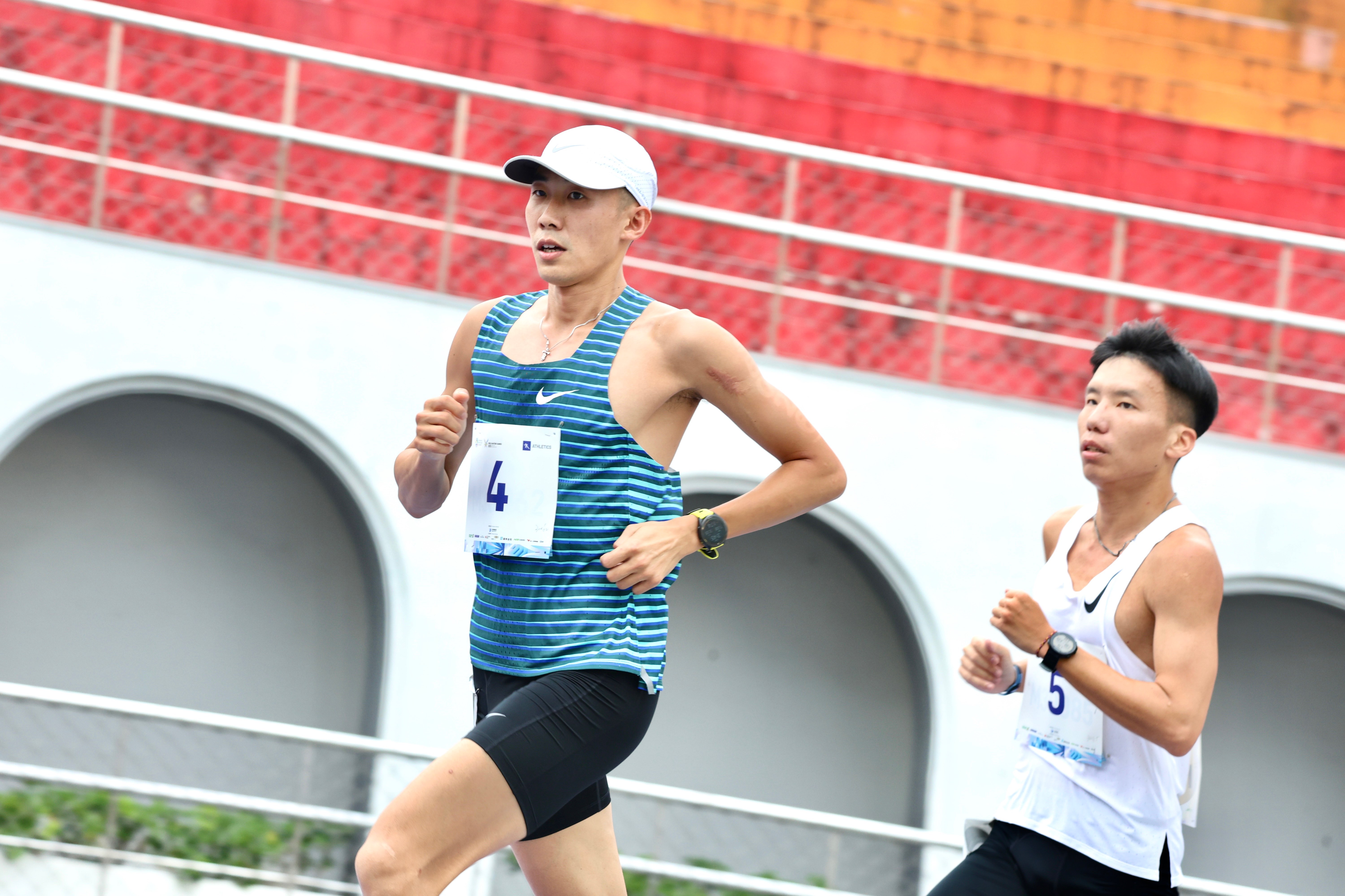 【世壯運】『最速清潔隊員』藍凱耀 10000m 以 34 分 28 秒 08 獲金