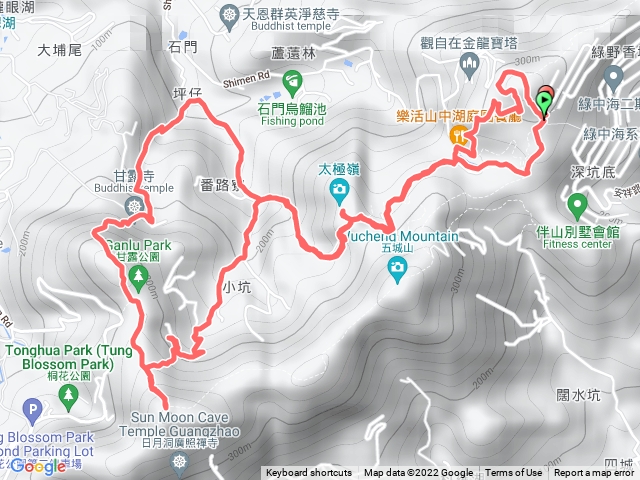 閃過下雨的天上山