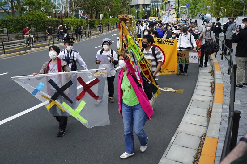 【東奧】國際奧會記者會遭亂入 抗議人士：我們不要奧運
