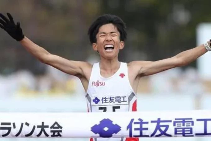 【話題】1 億日元獎金、奧運國手均無 鈴木健吾創日本馬拉松新紀元卻仍兩頭空