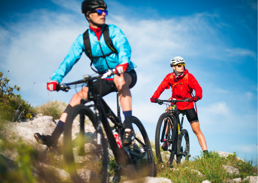 Trang bị phụ kiện cần thiết giúp đạp xe an toàn 