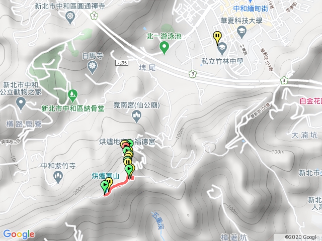 烘爐地土地公廟正下方停車場，財神廟上正殿石梯後方販賣部登山口