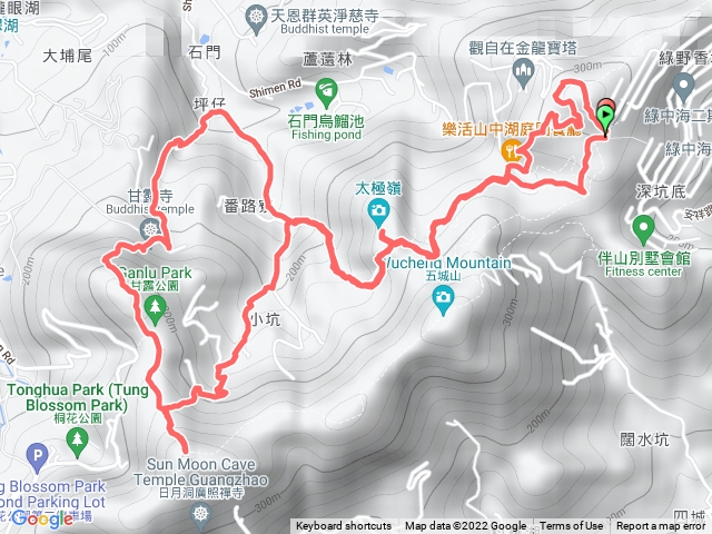 躲過大雨的天上山