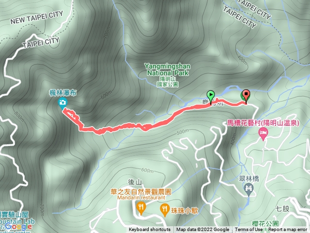 鹿角坑楓林瀑布