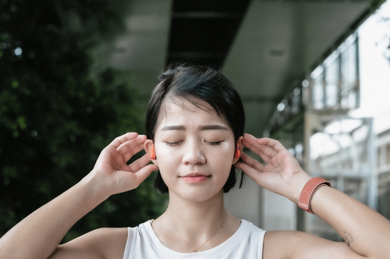 【評測】SHOKZ OpenSwim Pro 把音樂聆聽饗宴 帶進日常運動生活裡