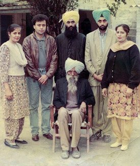【話題】最年長馬拉松跑者 Fauja Singh 因車禍不幸辭世，享壽 114 歲