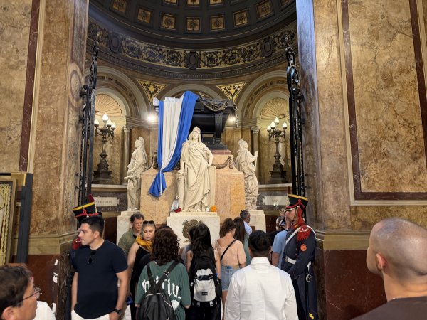 [紐約馬之行-55] 2025_1114 布宜諾斯艾利斯主教座堂2953550