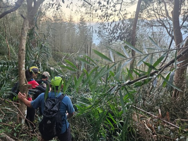20241103拉庫山主西峰-那結山-拉號山-嘎色鬧山-牛角山2642526