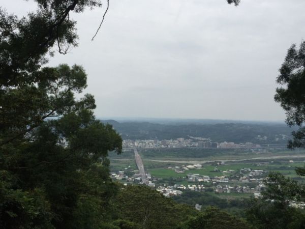 飛鳳山-中坑山-牛欄窩山-石壁潭山326023