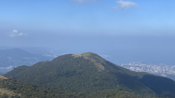 走過火山群-大屯山五連峰縱走2070604