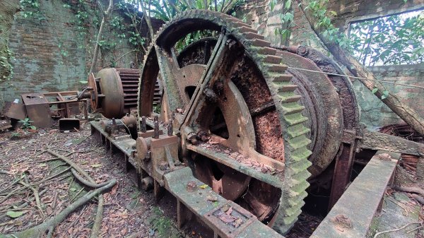 清幽的古道與舊日採礦遺址巡禮瑞芳蛇形子古道登烏塗窟山與獅子嘴奇岩O形2756639
