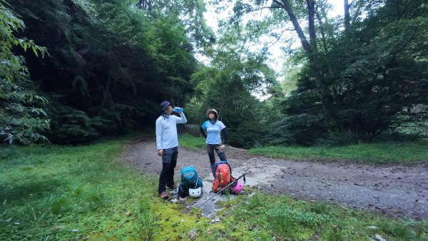 大霸群峰:大霸尖山、小霸尖山、伊澤山、加利山、耶巴奧山2849577