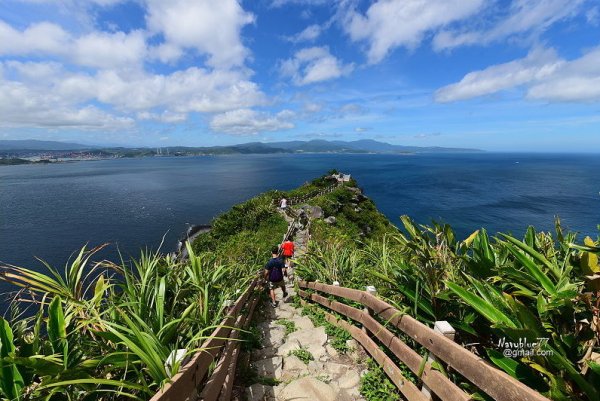 【基隆】登基隆嶼.探燈塔.賞無敵海景--景觀篇