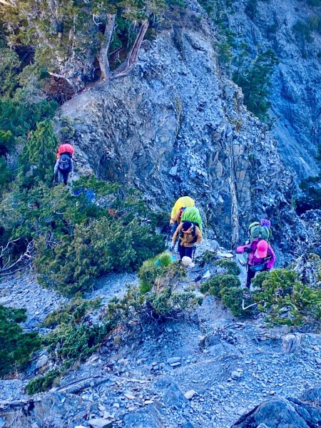 啟動高山度假模式~金牌三小隊之馬博橫斷8日2965020