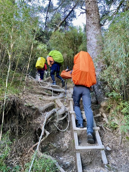 奇萊東稜翻山越嶺的淚與笑D1 2022/9/29—合歡山遊客中心至月形池1869514