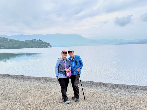 滇西北亞丁自由行D6（漫遊瀘沽湖，轉山日的祈福與晨光）2026.9.63129857