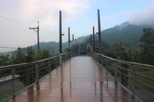 小百岳NO.14 深坑土庫岳。更寮古道 山豬窟尖，小南港山，南港山水綠生態公園2258403