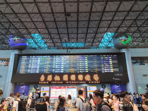 桃園國際機場→香港國際機場→華麗銅鑼灣酒店→時代廣場→地鐵→尖沙咀→iSQUARE→重慶大廈→K112563275