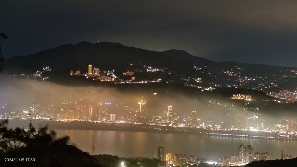 觀音山下雲霧飄渺&月圓百萬夜景11/152648740