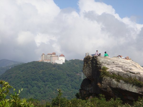 軍艦岩、丹鳳山親山步道