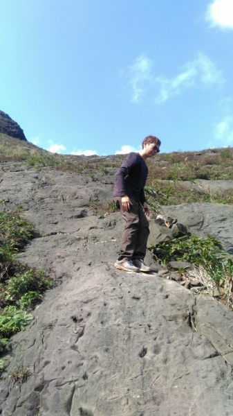 黃金五、六稜: 劍龍稜、鋸齒稜，茶壺山94503