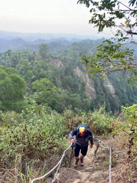 20251213 高雄觀音山15連峰🤔一直走不回頭繞2961513