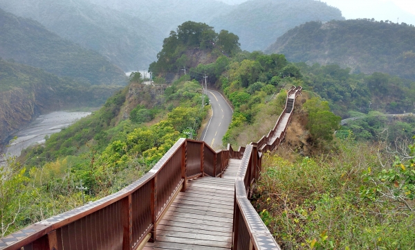 【春夏之際】茂林龍頭山18746