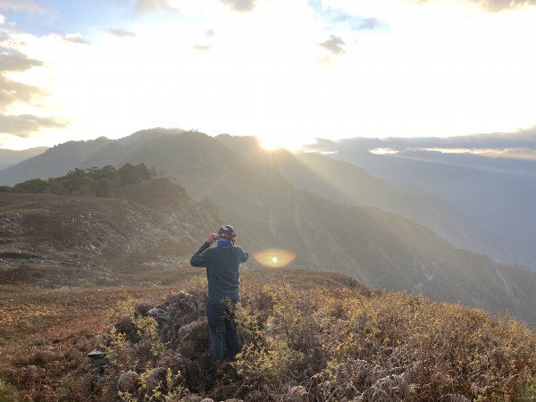 卡社山、拉夫朗山、加年端山 (三)1357564