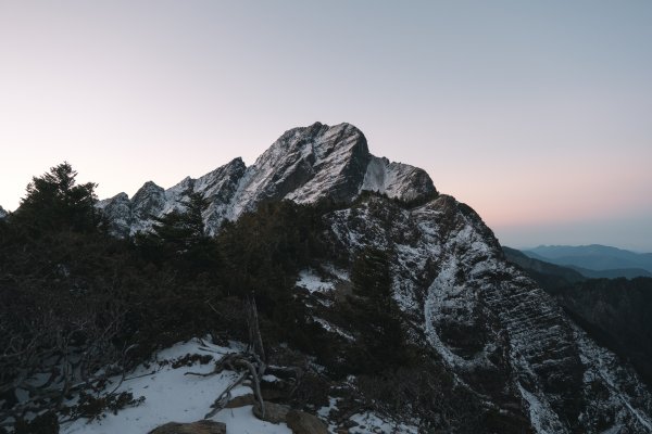 【玉山】主峰北峰二日，臺灣第一高峰雪季最美角度1881262