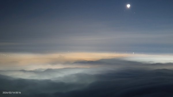 #觀音山 #月亮 #琉璃光 #雲海 #日出 #天空之城 2/14&152999665