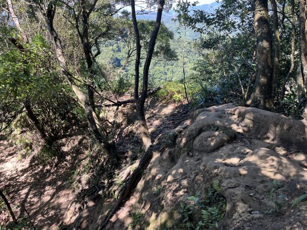 [微笑山線_第九段] 2025_0914 二格山系_皇帝殿東峰2889519