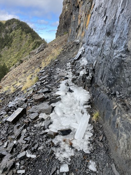 大霸群峰：日出、大景、結冰 Dabajian Peaks2999624