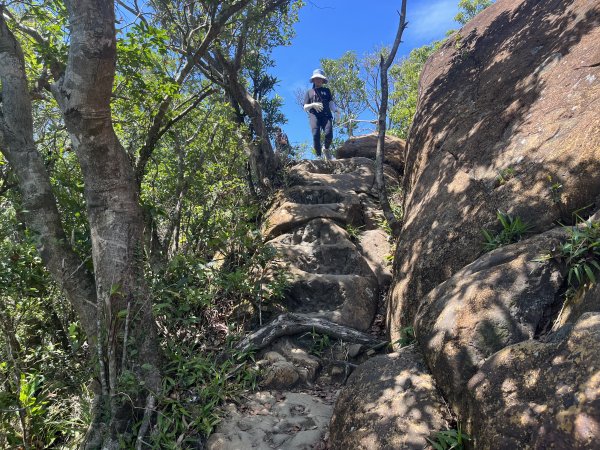 [微笑山線_第九段] 2025_0914 二格山系_皇帝殿西峰2889645