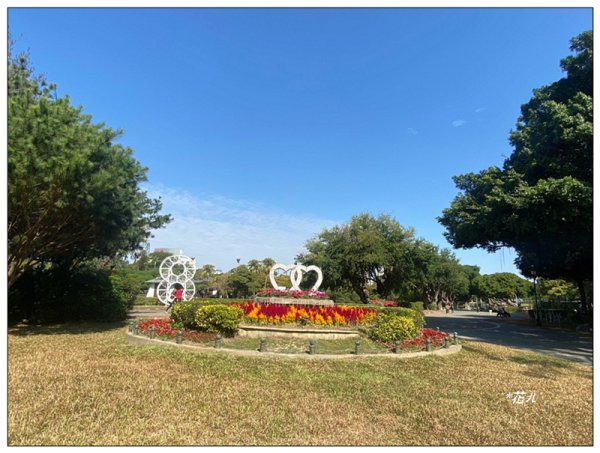 台中公園基石 (砲台山三角原點)2992178