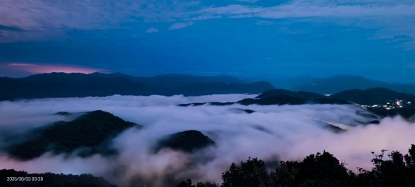石碇趴趴走追雲趣 #二格山 #琉璃光 #雲海流瀑 #火燒雲 #雲海 #雲海 8/3 & 42850325