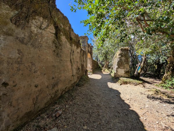 李棟山莊上有座李棟山2991704