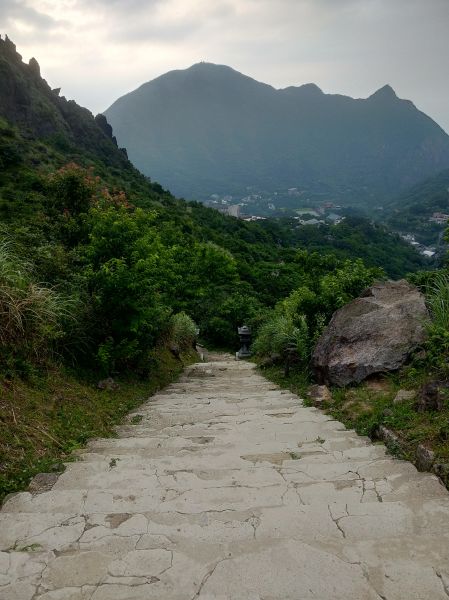 茶壺山步道, 燦光寮山,黃金神社 330587