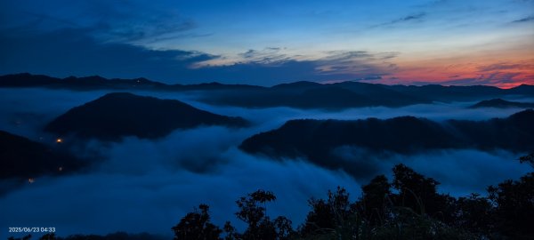 北宜郊山之濫觴 #琉璃光雲海 #日出雲海 #觀音圈雲海 #海景第一排 6/232818935