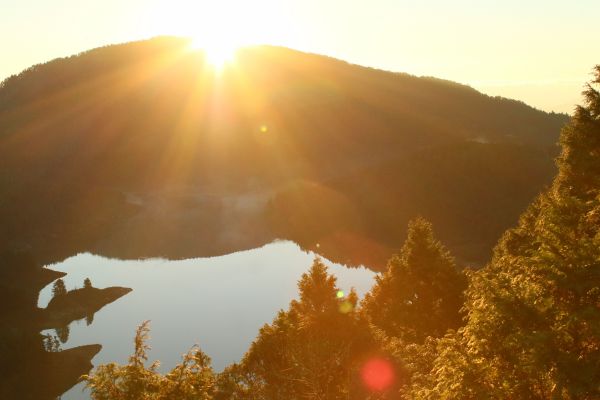 翠峰湖觀景台的日出231870