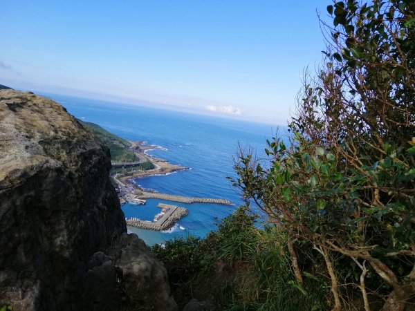 基隆安樂~遠眺蔚藍海岸#3小百岳大武崙山863644