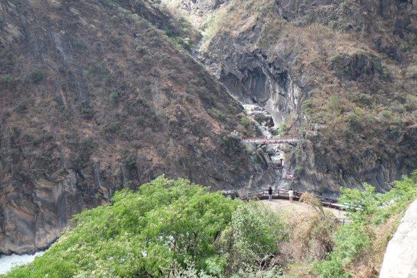 虎跳峽~~白水台3061650