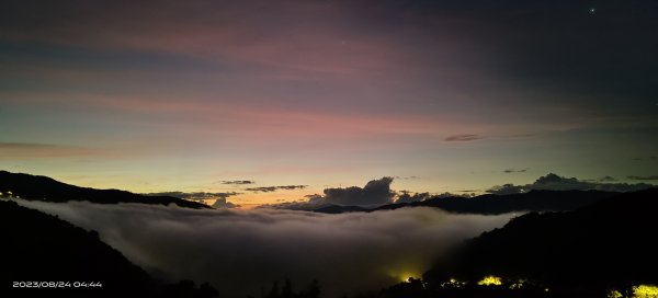 跟著雲海達人山友追雲趣-獵狸尖星空/火燒雲日出雲海&開眼崙觀音圈8/242260367