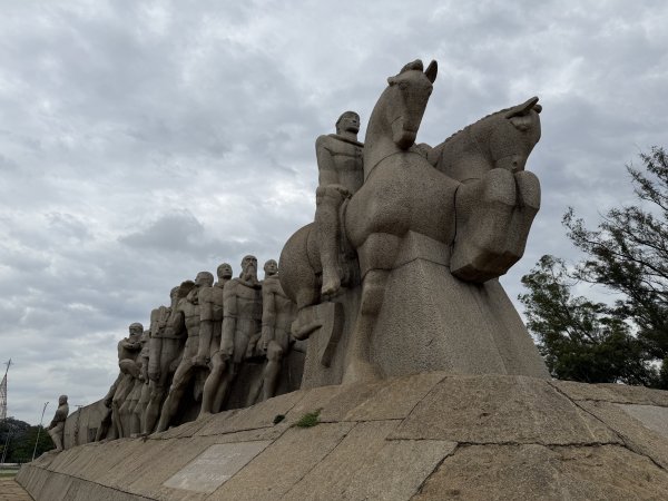 [紐約馬之行-70] 2025_1116 先鋒旗手紀念碑2956890