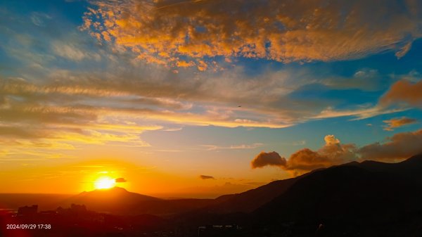 小草山夕陽火燒雲9/292606881