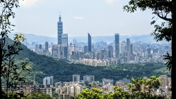 致敬時間的股東封面