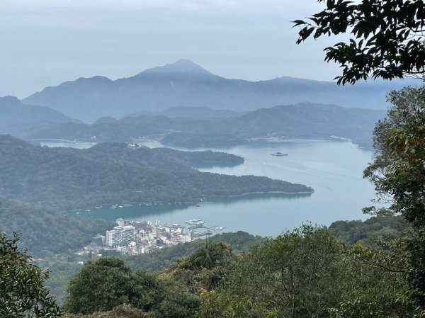 【忠の水社大山】~遠眺日月潭與群山-202302052063607