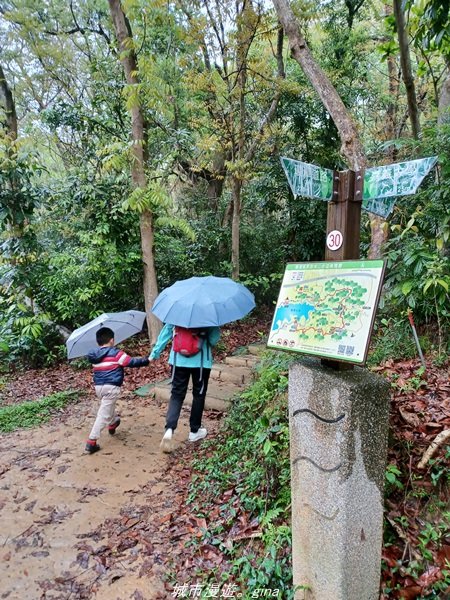 【嘉義東區】適合親子散散步。 蘭潭後山步道1683676